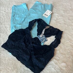 Free People Bundle Leggings & Lace Bralette Size Small / XS NWT